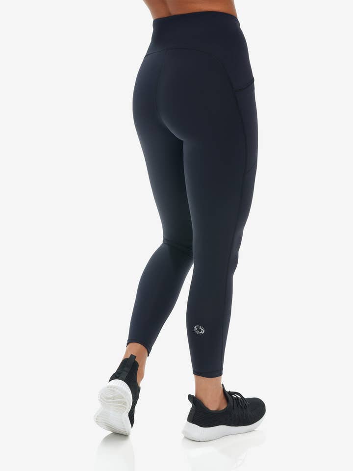 LEGGINGS LONGS DE COMPRESSION POUR FEMMES - LIQUIDATION (6107C) pour la vente par BloqUV