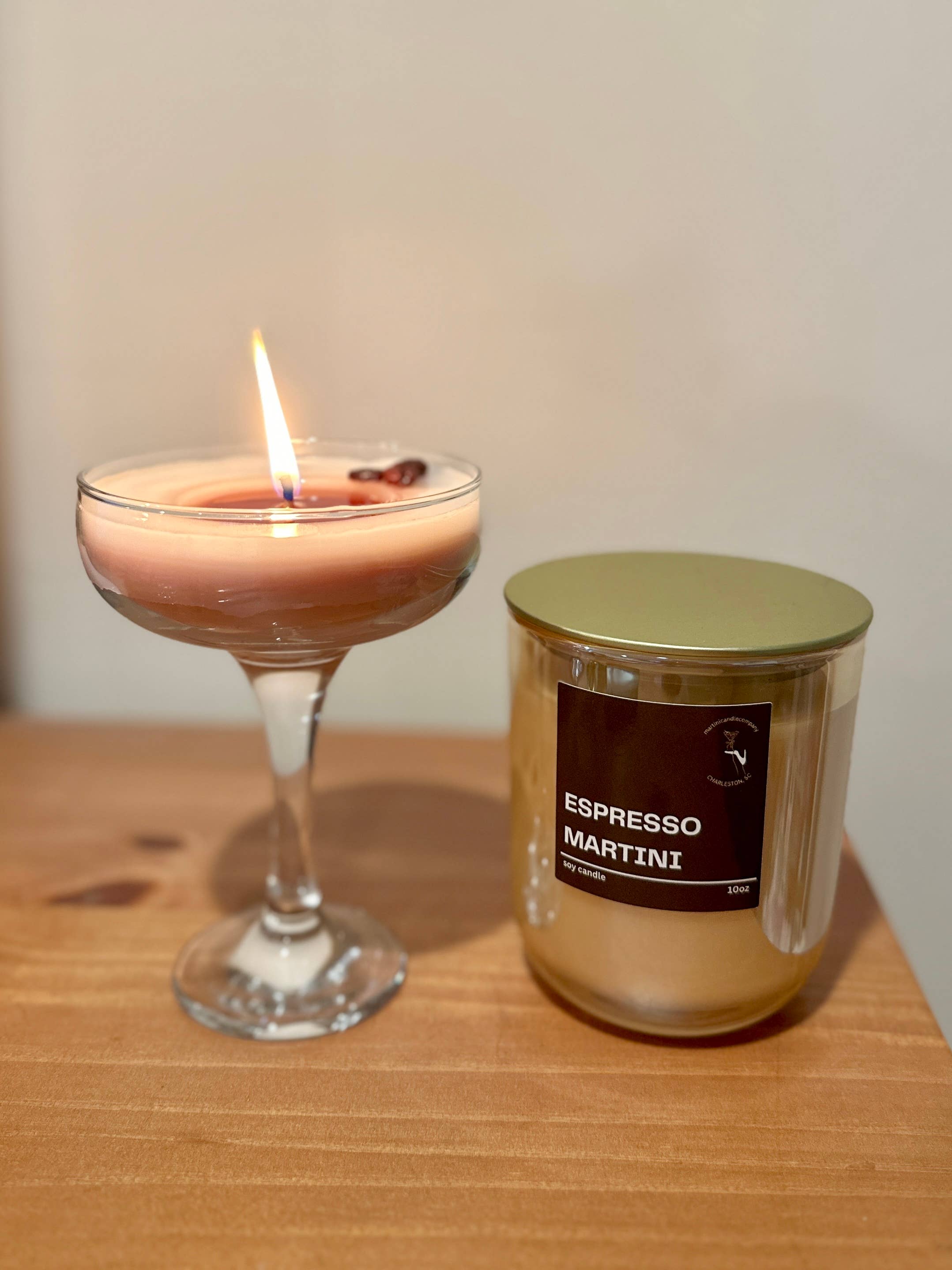 Martini Candle Co. - Vendita all'ingrosso Candele regalo - Candela profumata Espresso Martini da 7 once. Caffè.2