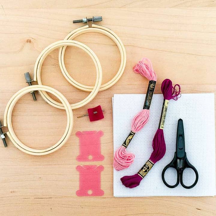 Tatreez Grundlæggende: Loop Start Teknik (Optaget Klasse) for engroshandel hos Min Amanne Tatreez Designs