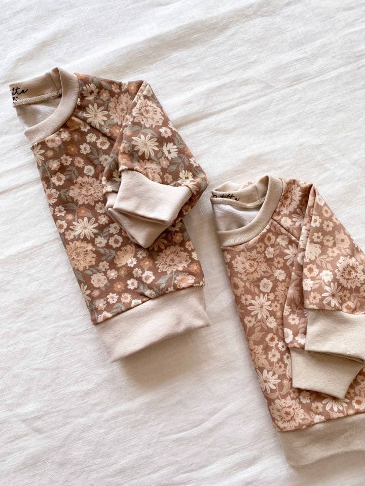 PETITE EvelinaApparel - Wholesale Knit Sweater - Baby - Baby cotton sweater / vintage floral