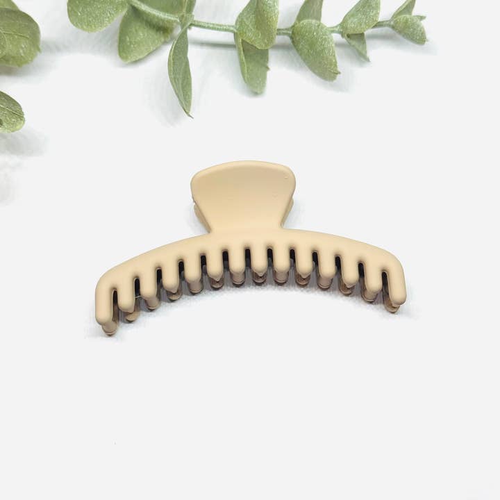 Kaydee Lynn LLC - Wholesale Hair Clip - Women's - Mini Claw Clip 16