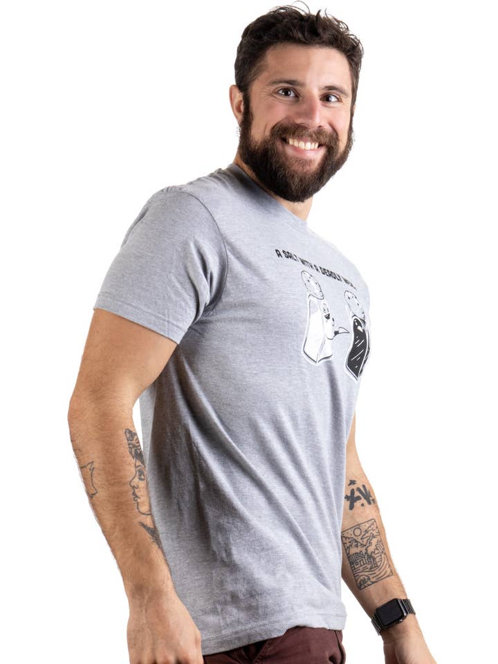 Cinza vintage Um Sal com uma Arma Mortífera - Dad Joke Humor Funny Pun Grand para venda a revendedores na Faire1