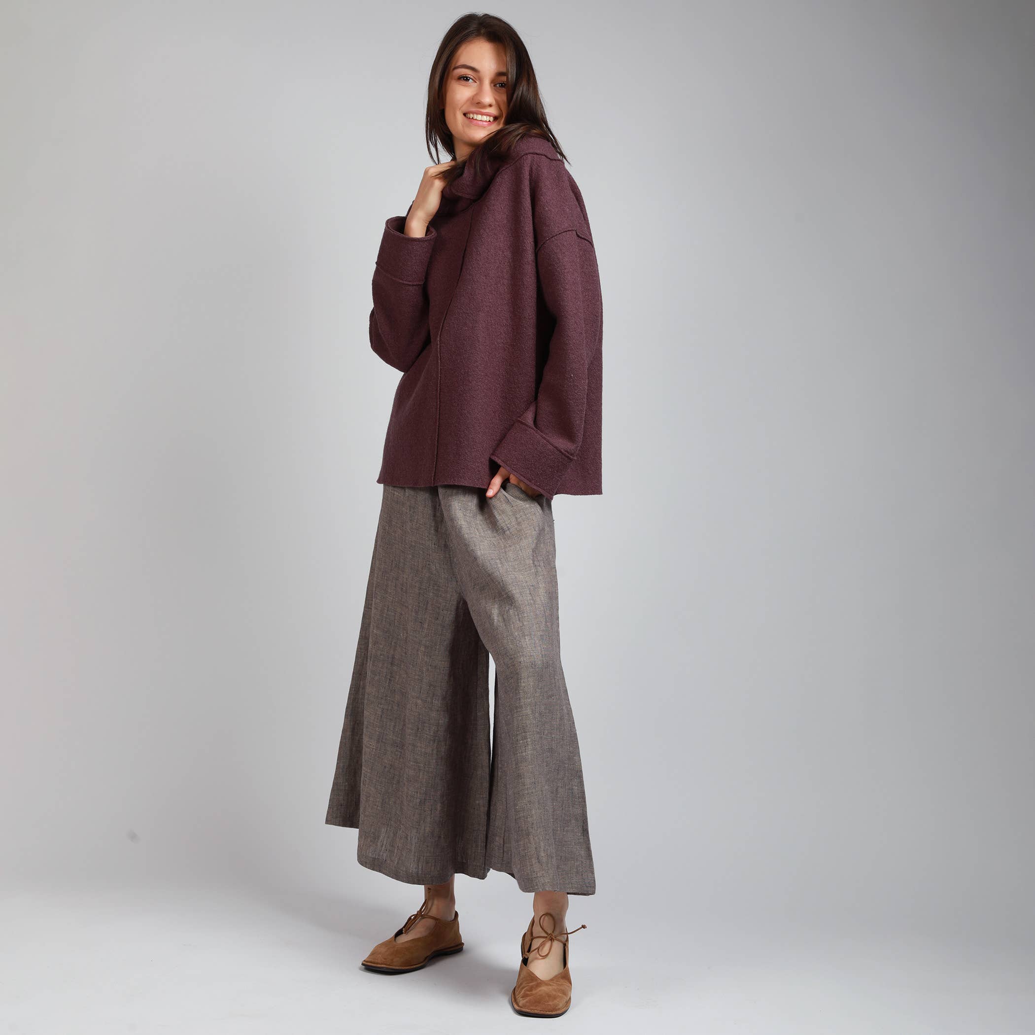 Knotium - Wholesale Tunic Sweater - Women's - JAMIE Loose Boiled Wool Sweater with High Split Turtleneck2