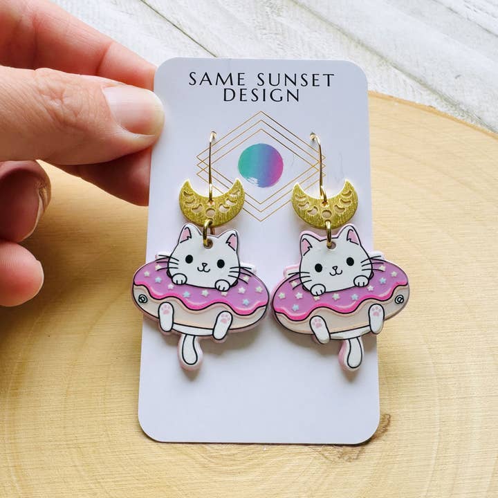 Kattenliefhebber Kawaii Oorbellen en Unieke Cadeaus voor Vrouwen voor wholesale door Same Sunset Design