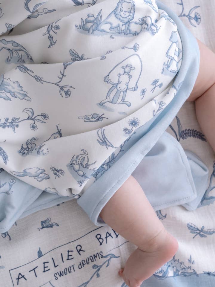 Atelier Babbi - Wholesale Bedding Blanket - Kids & Baby - Double-Sided Baby Blanket - Toile De Jouy/Blue3