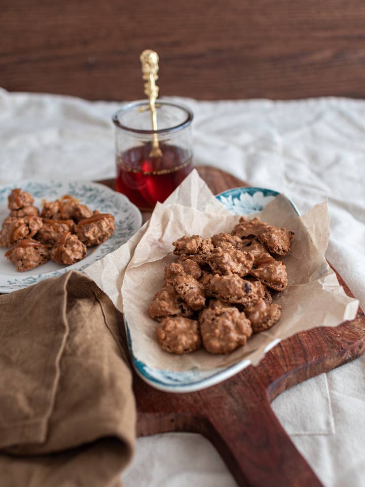 Salted Butter Caramel Croq'Amour for wholesale by Maison Drans