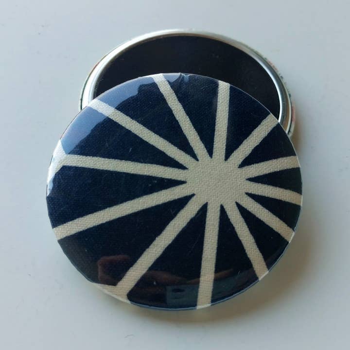 Magnet eller spegel 56mm Japansk Sun - Geometrisk Magnet för wholesale av YuuBiJou