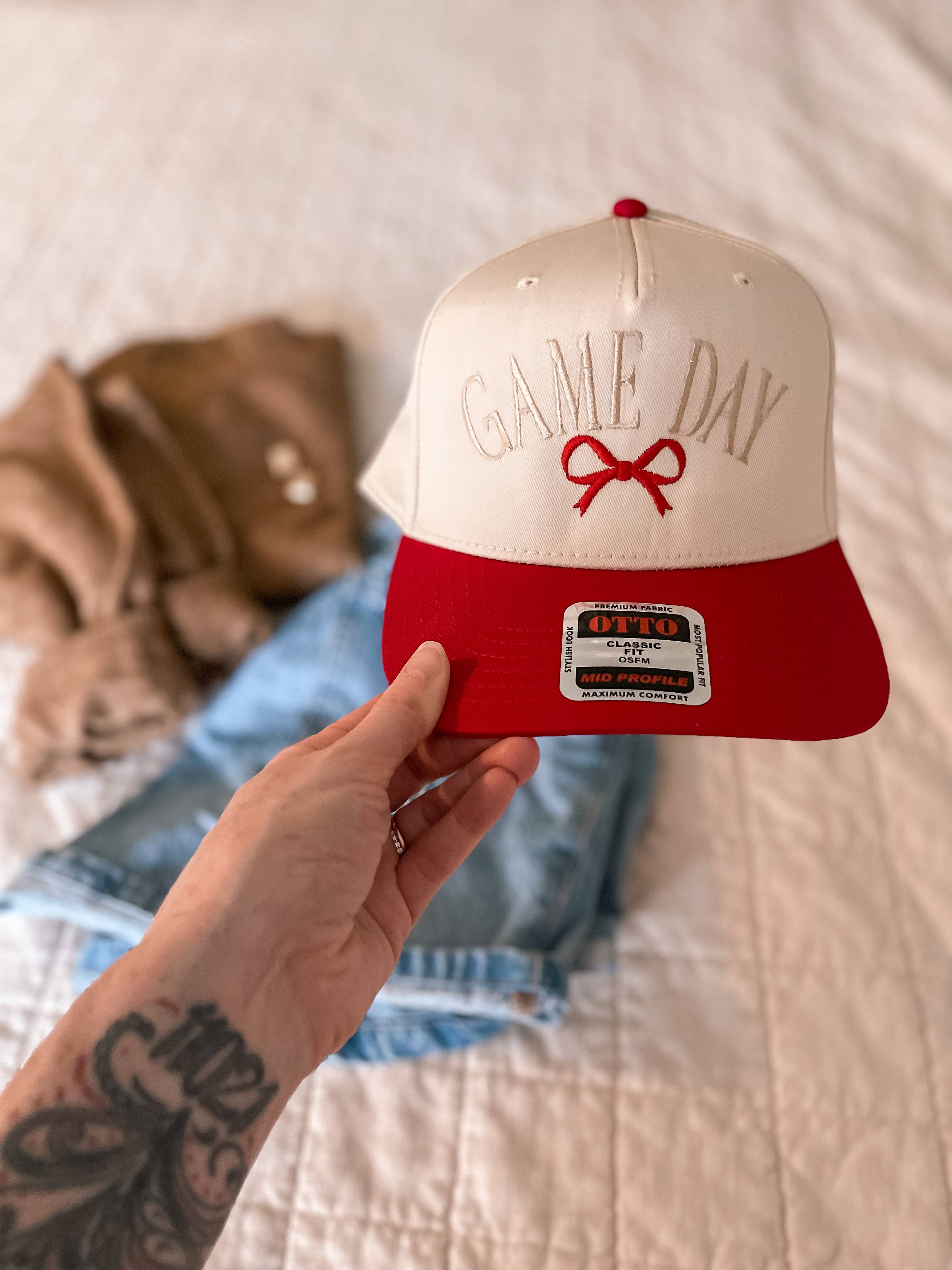 Ginger And Thread - Wholesale Trucker Hat - Women's - Game Day Embroidered Trucker Hat Bow Football Team Spirt Cap3