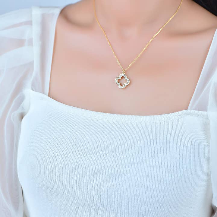 Jewel Pledge - Wholesale Individual Charm/Pendant - Gold Four Leaf Baguette Clover Charm for Jewelry4