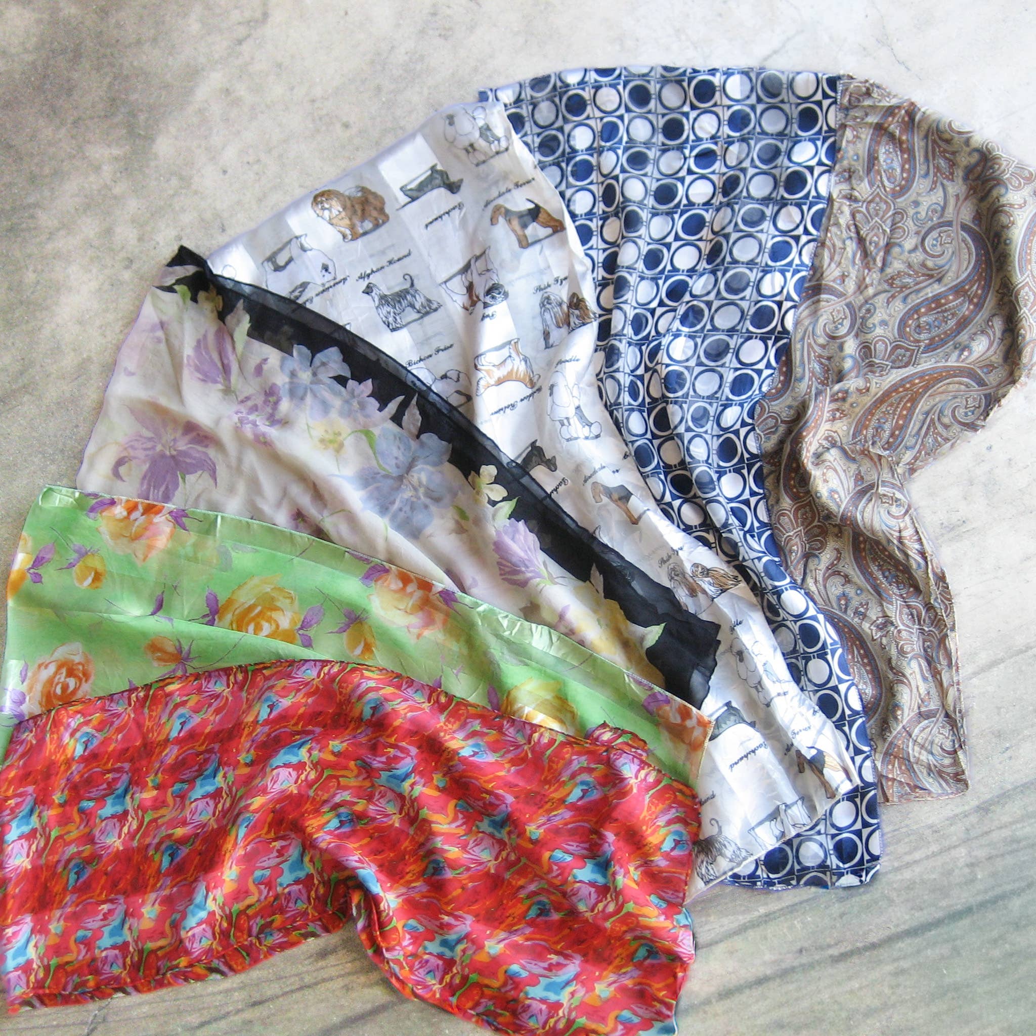 American Recycled Clothing - Vente Écharpe – femme - Ensemble de longues écharpes assorties1