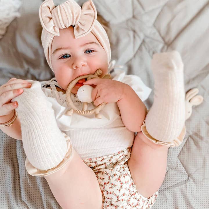 Ali+Oli - Wholesale Teether (Not Clip-On) - Baby - Giraffe Teether & Rattle Food-Grade Silicone Toy (Taupe)