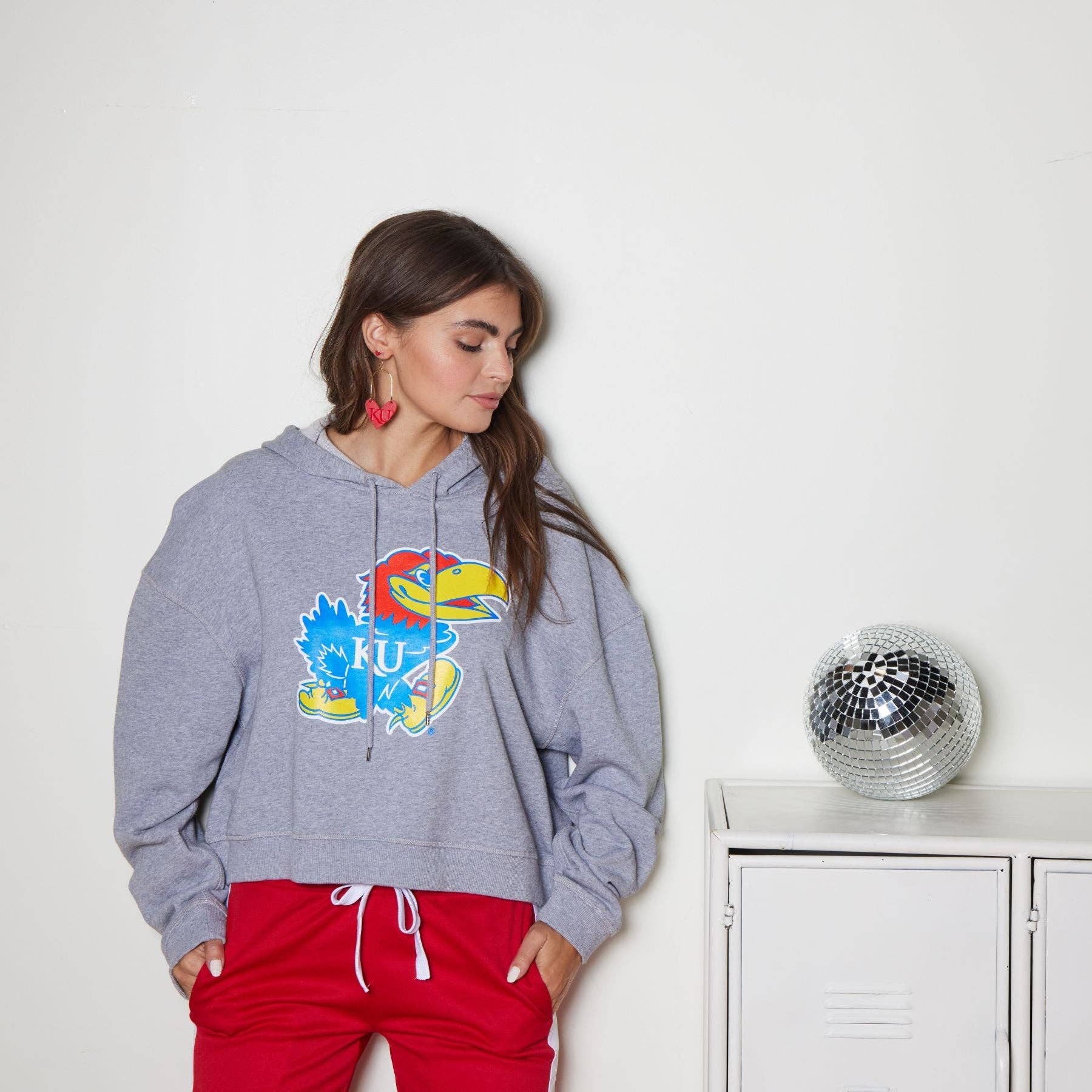 Nickel and Suede - Venta al por mayor Pendientes colgantes - Níquel y gamuza x Cherry - KU Sweethearts3