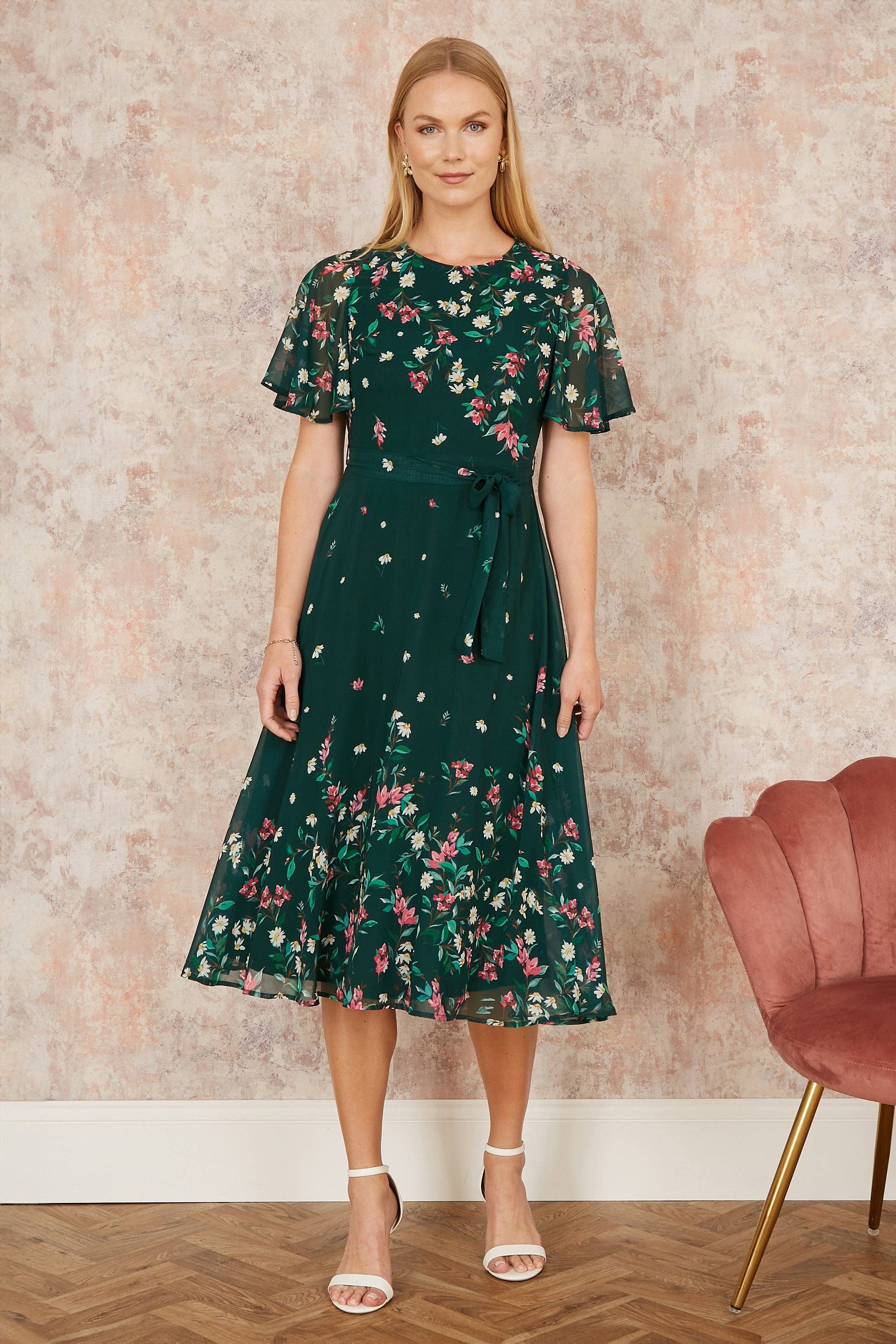 Grøn Yumi Grøn Daisy Spejl Placering Skater Kjole Med Engelærmer for engroshandel på Faire2