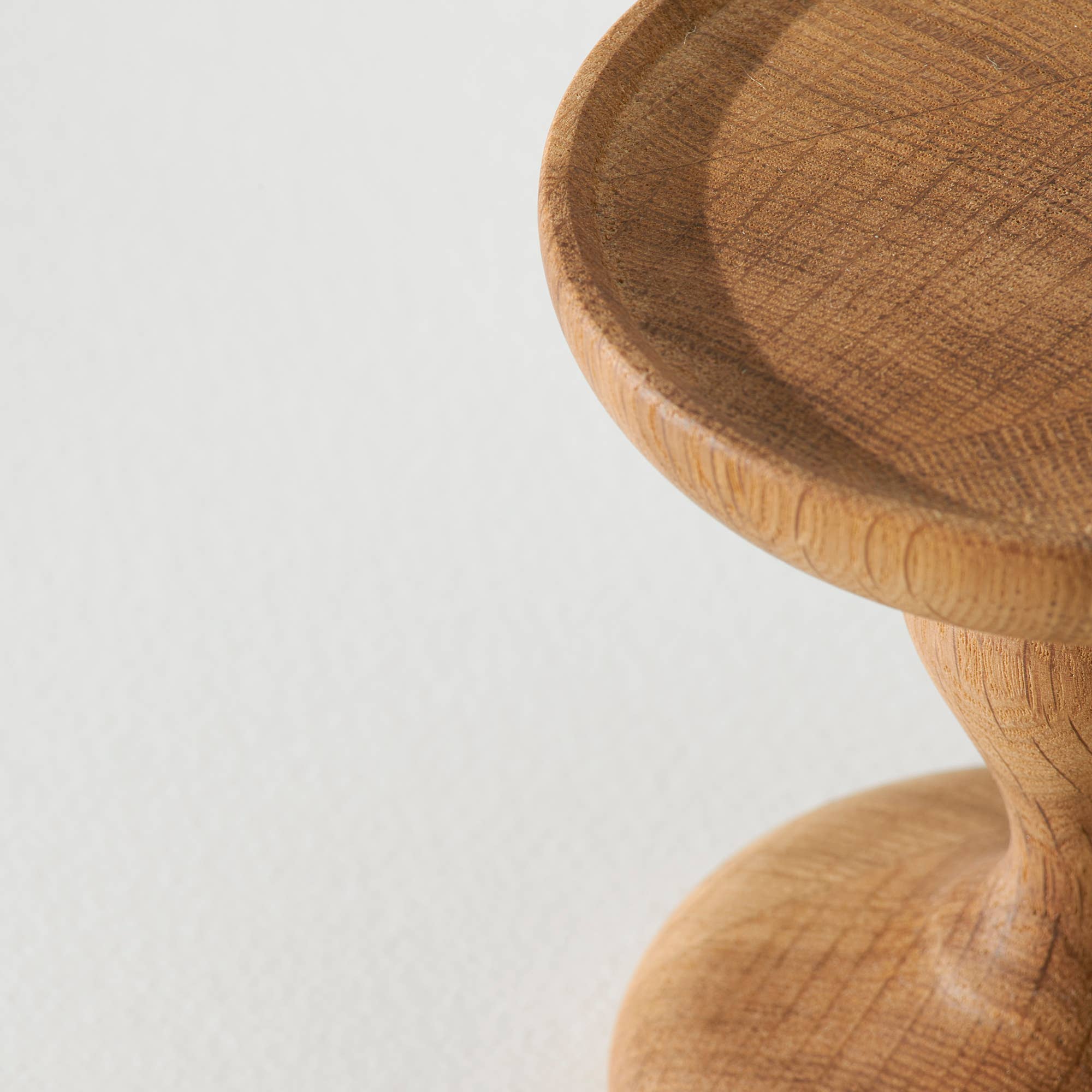 OVO Things - Venta al por mayor Candelabros - Soporte para vela mini de roble aceitado1