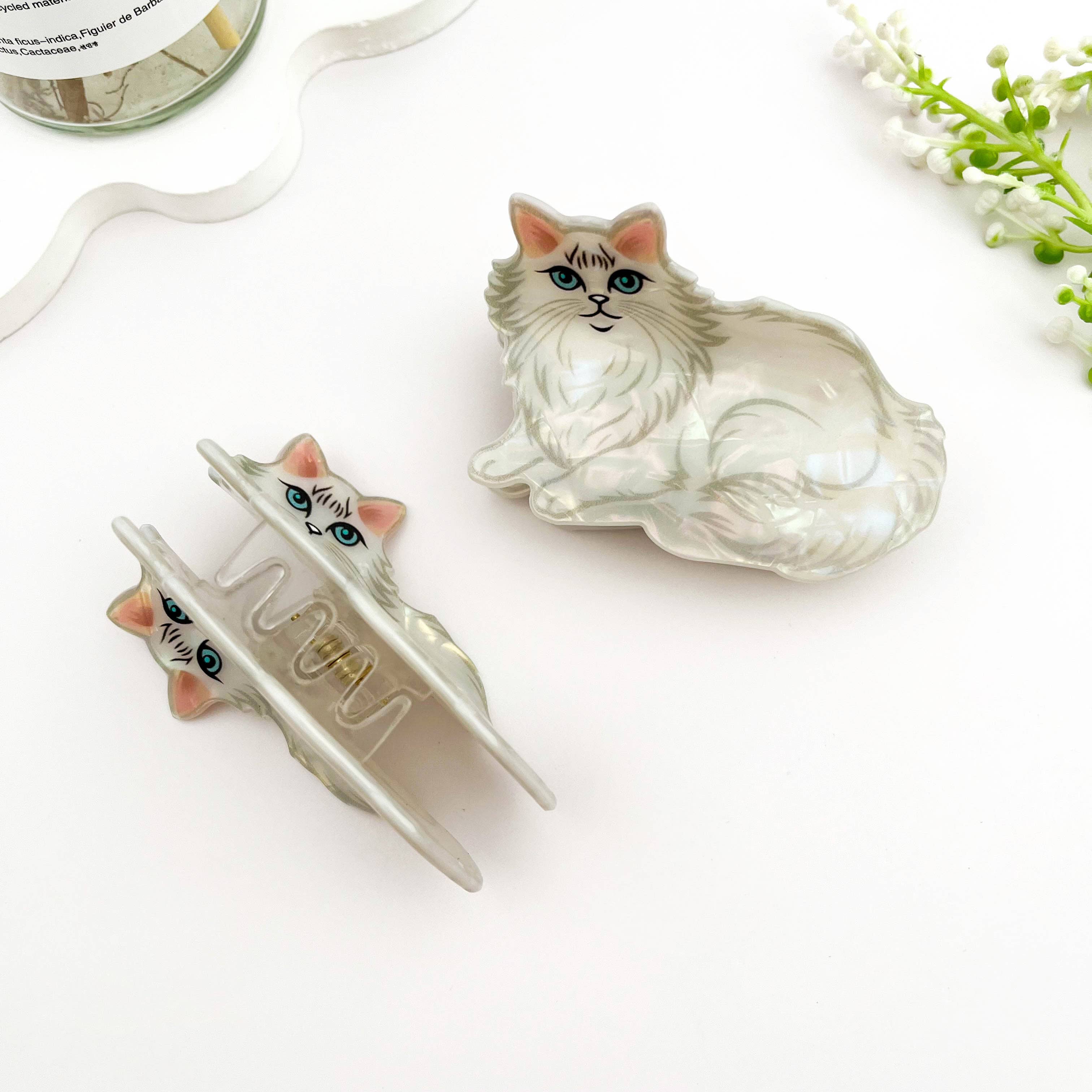 Branco 🐱 Garra de Cabelo Elegante de Gato Persa – Gancho Felino Chique 💫 para venda a revendedores na Faire5