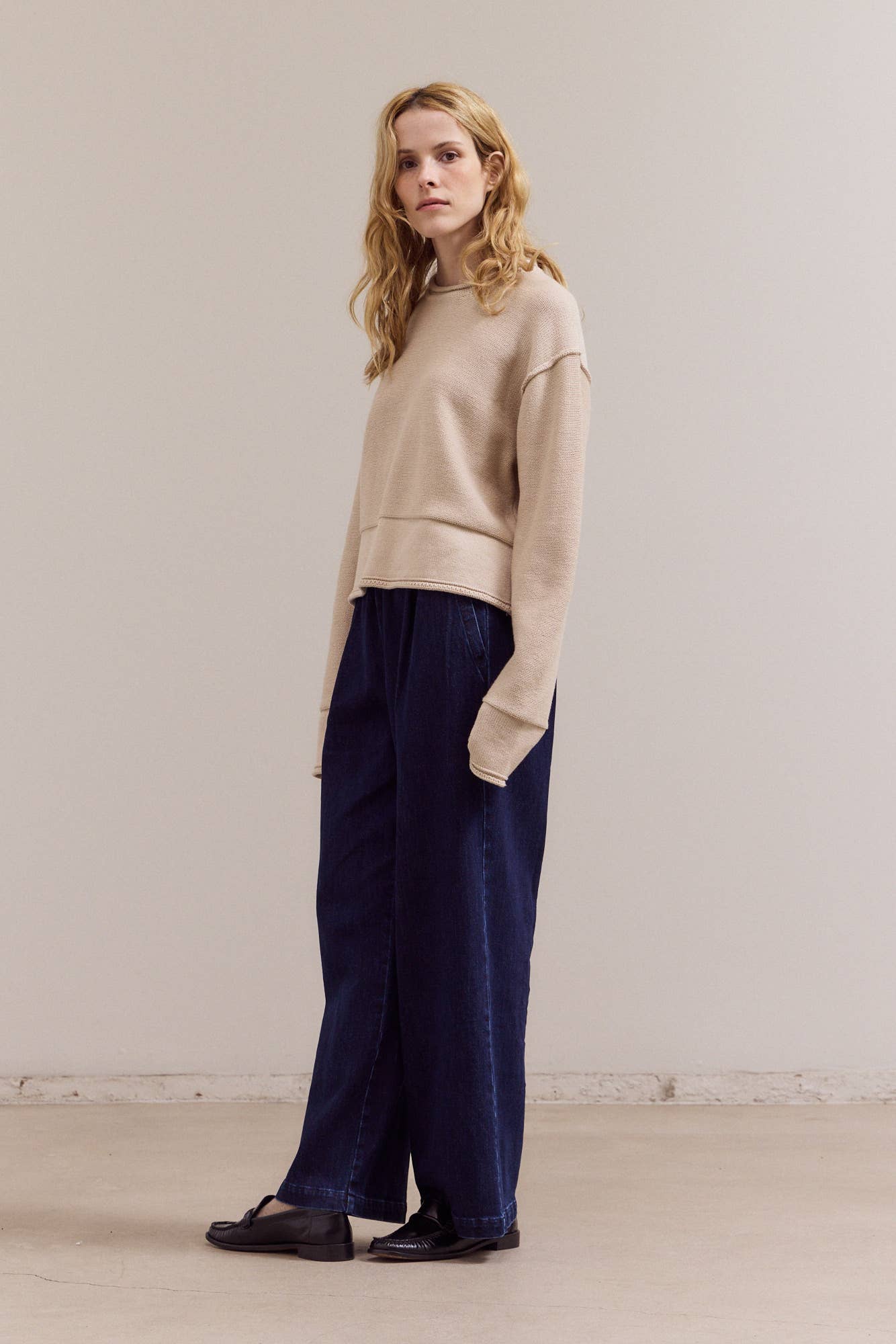 Grade & Gather - Wholesale Knit Top - Women's - 42043 - ROLLED EDGE DETAIL LONG SLEEVE TOP2