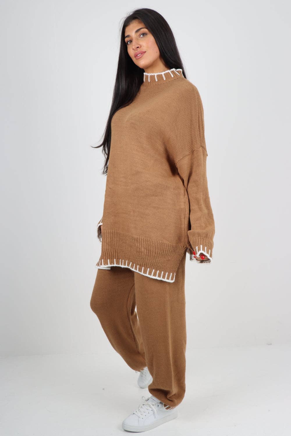 Miss Bold – Engroshandel Loungesæt - Dame – Italienske oversize strikkede sæt i matchende design23