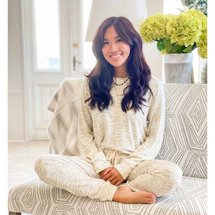 The Royal Standard – Calças de treino/corrida casuais – Mulher por atacado – Tiger Stripe Effortless Lounge Jogger Off Branco/Concha - Asst.1