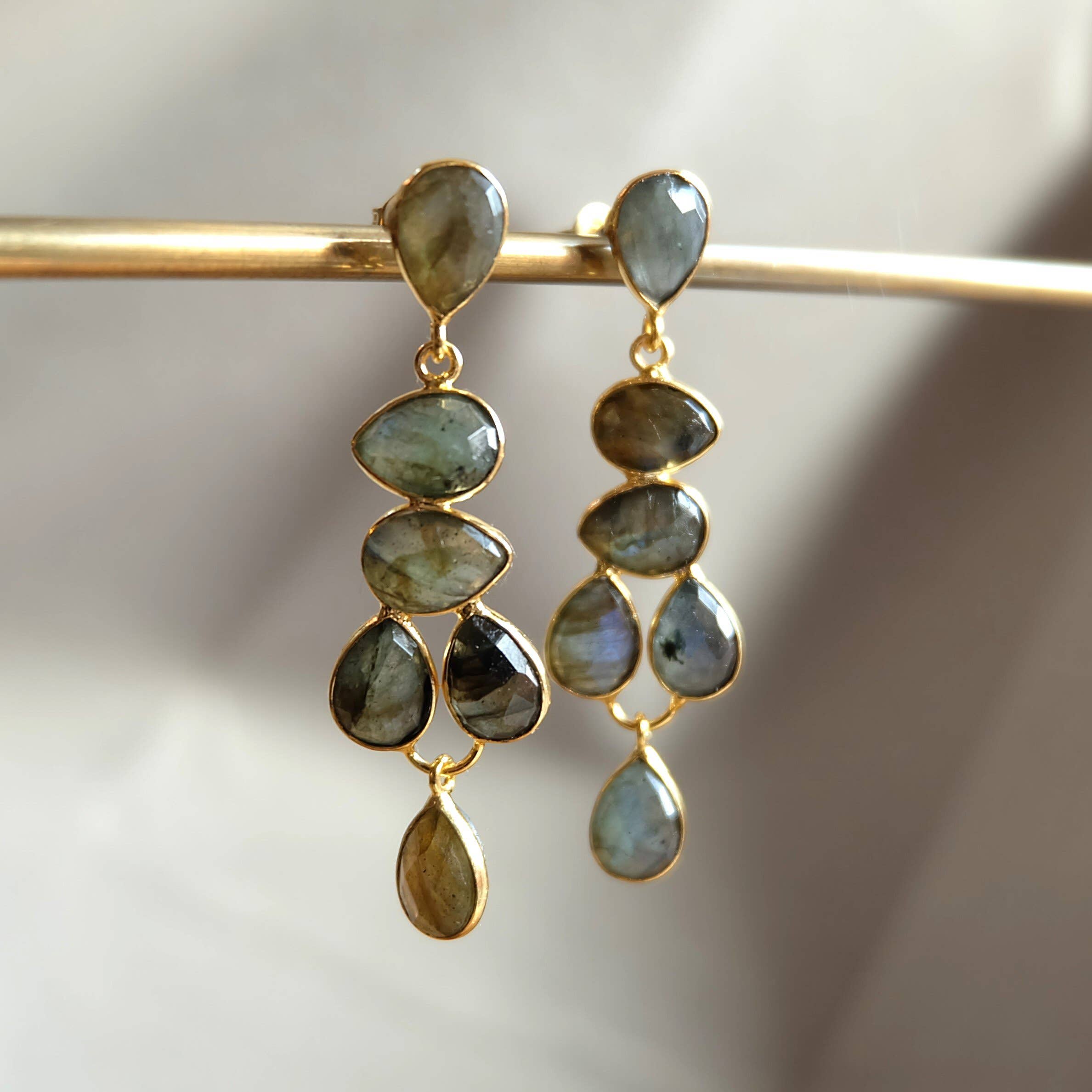 Augusta Jewellery – wholesale Dangle earrings – Labradorite Raindrop Earrings