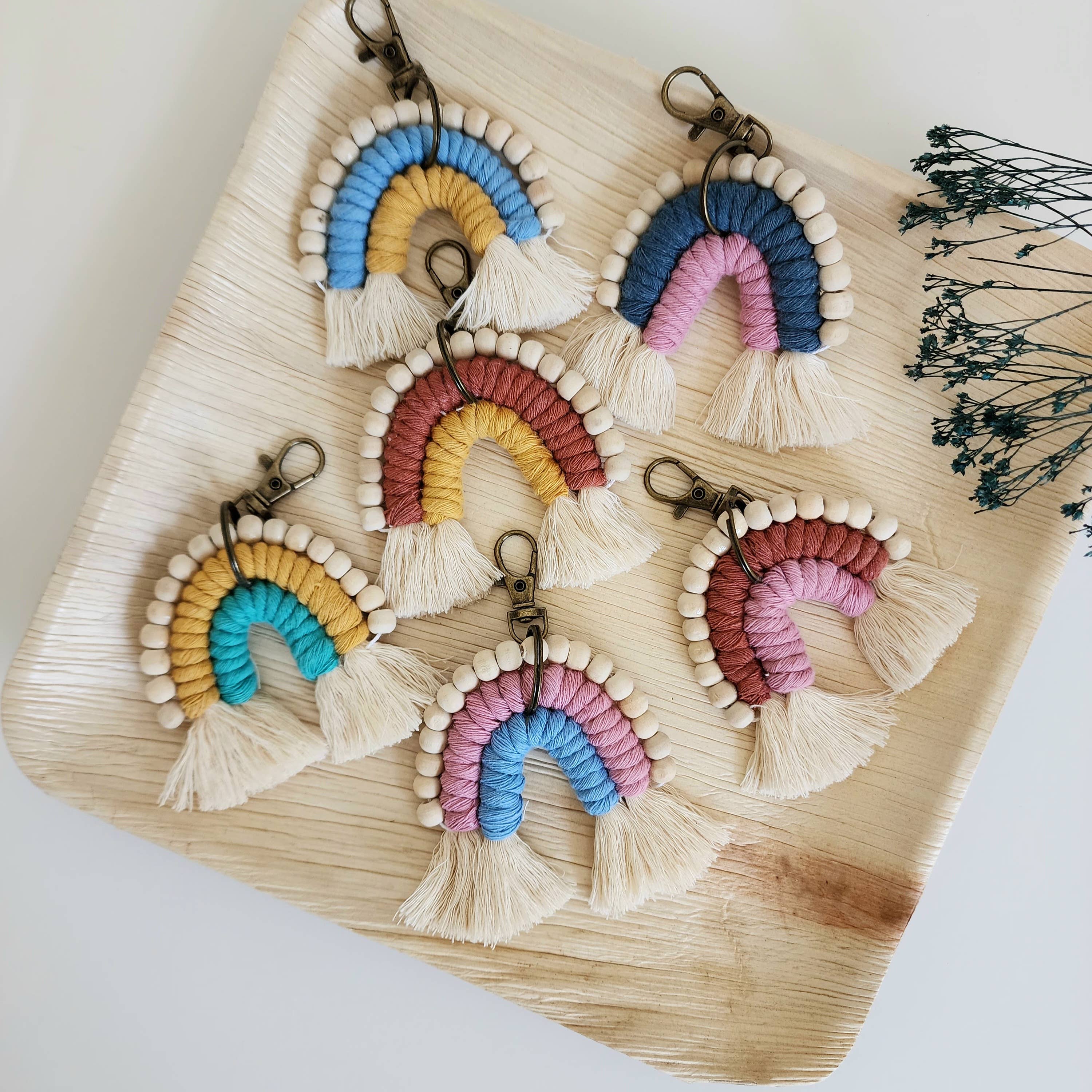 Handmade By Uruba - Wholesale Sleutelhanger - Dames - Rainbow Keychain Charm, Boheemse portemonnee/sleutelaccessoires0