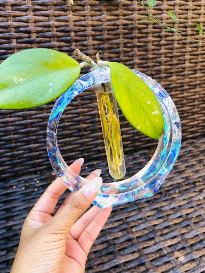 Circle Propagation Station- Holographic for wholesale by Sharlene Robertson Designs