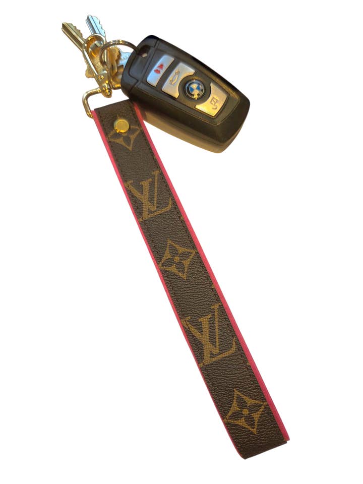 Xl Luxury Keychain for wholesale by Contagious Couture