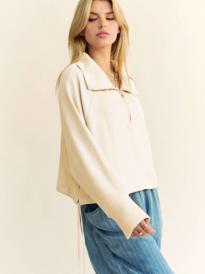 Davi & Dani - Wholesale Blouse - Women's - PLUS SOLID LONG SLEEVE ZIP MOCK NECK CROPPED TOP1