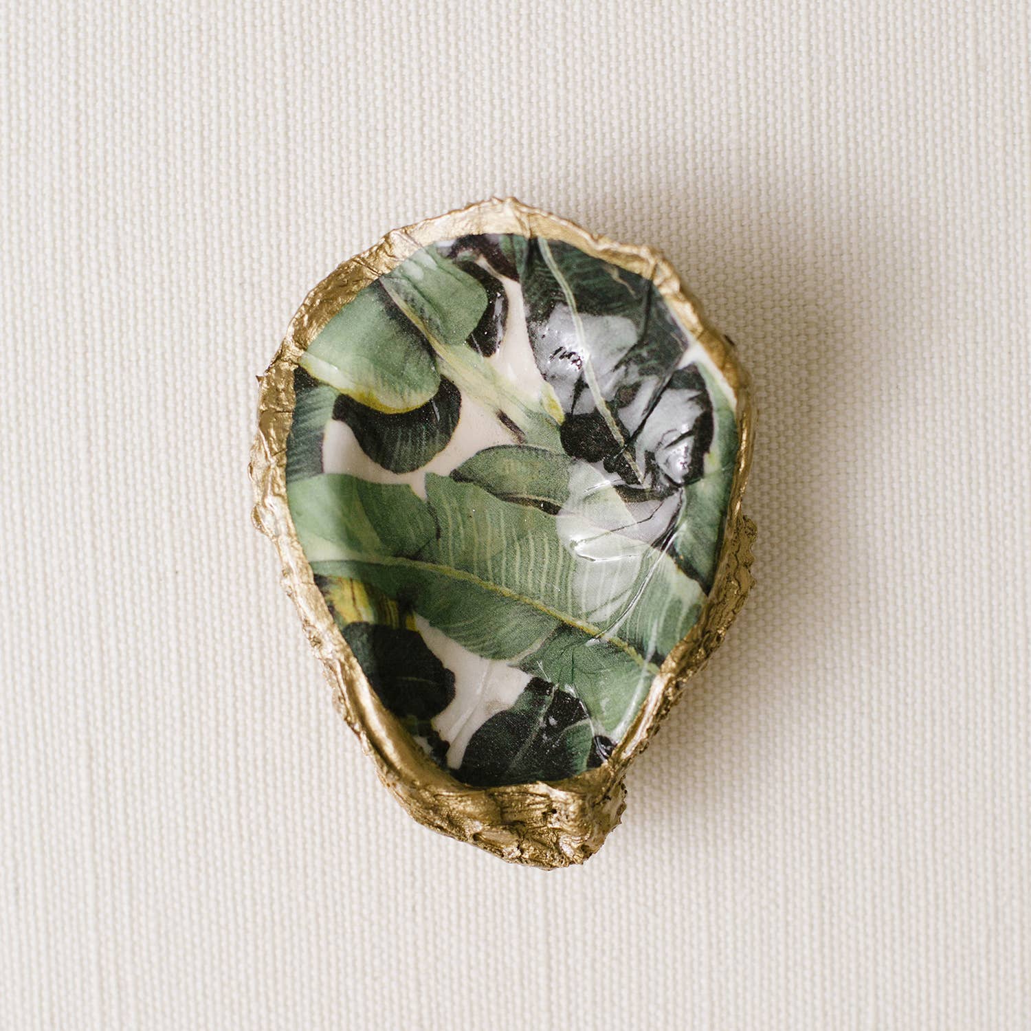 Grit and Grace Studio - Wholesale Jewelry Dish - Decoupage Oyster Jewelry Dish: Banana Leaf