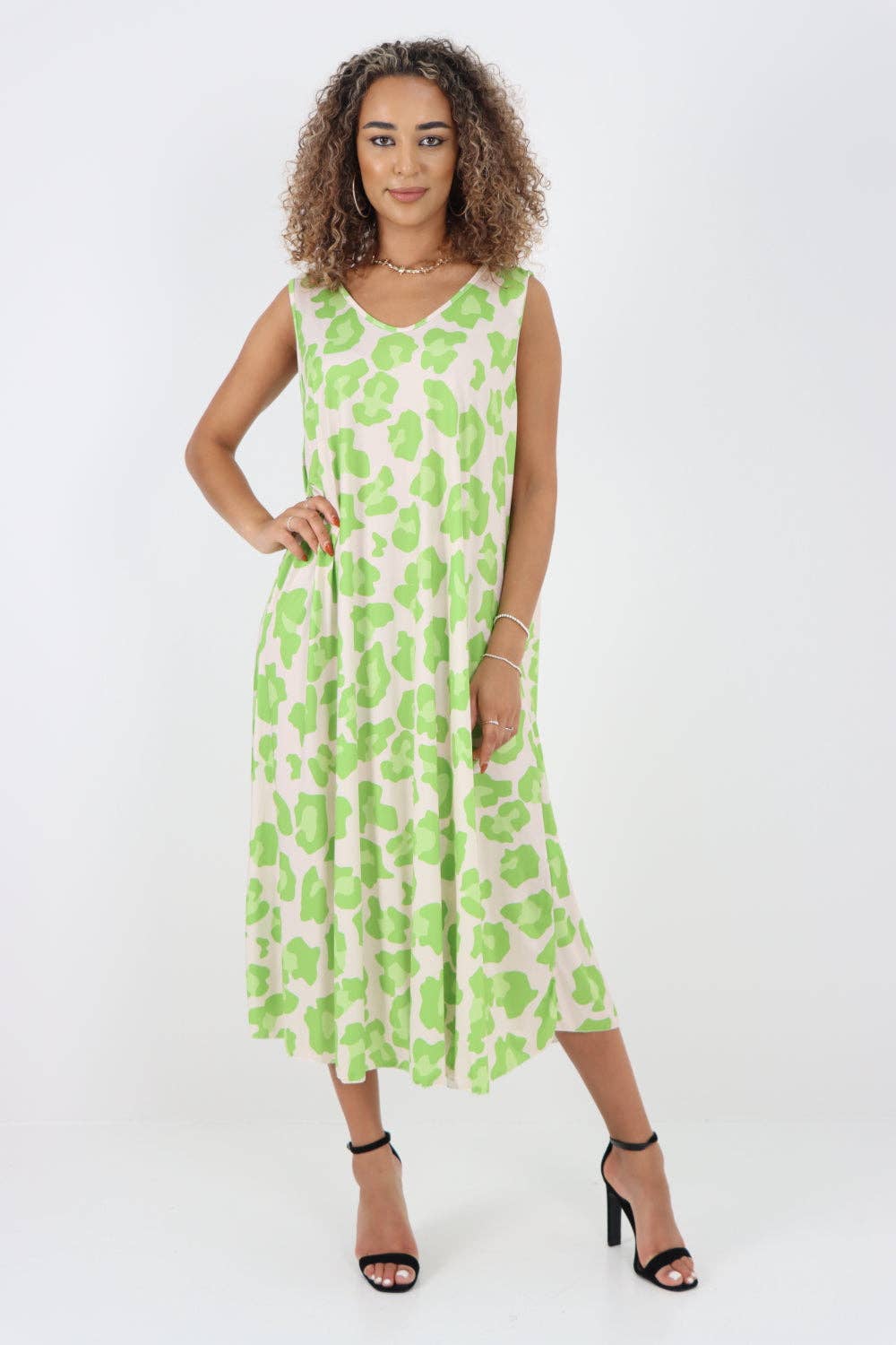 Miss Bold - Vendita all'ingrosso Vestito - Donna - Abito longuette senza maniche con stampa animalier italiana13