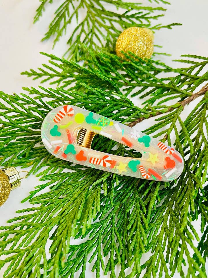 Christmas Cookie Clip for wholesale by Raspberry Resin