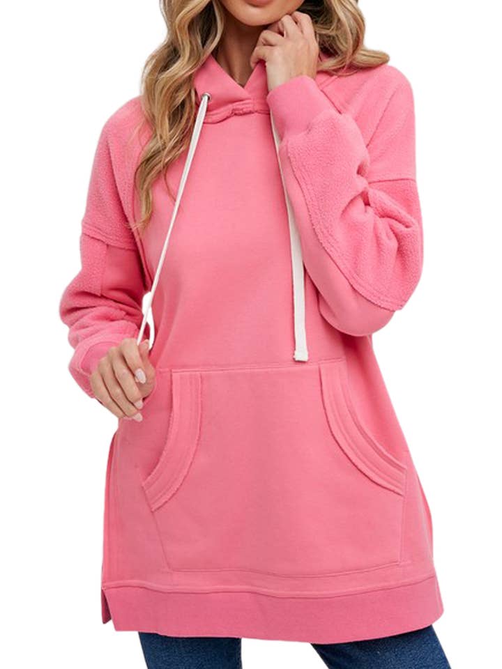 Tunique à capuche en polaire pour la vente par Vanilla Monkey