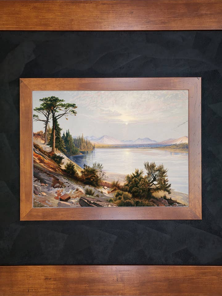 Tête de Yellowstone en érable à miel et tissu pour la vente par The Brightener Group