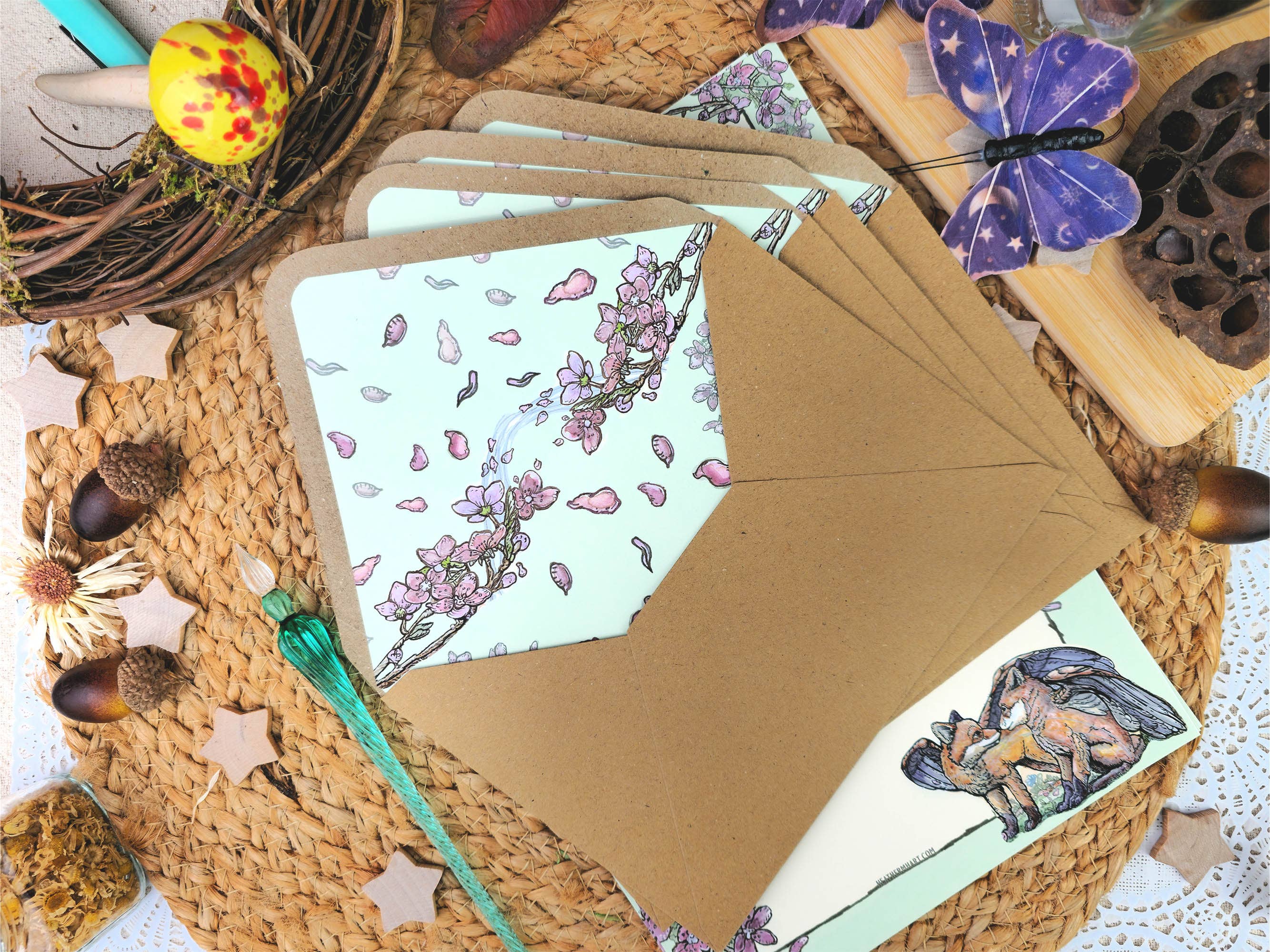 Wings of Fantasy – Großhandel Briefpapier-/Postkarten-Set – Fantasie Frühlingsfuchs Briefpapier-Set | Jugendstil-Schreibset | Vintage-Stil Briefpapier mit Wachssiegeln | Brieffreund-Briefpapier-Geschenk6