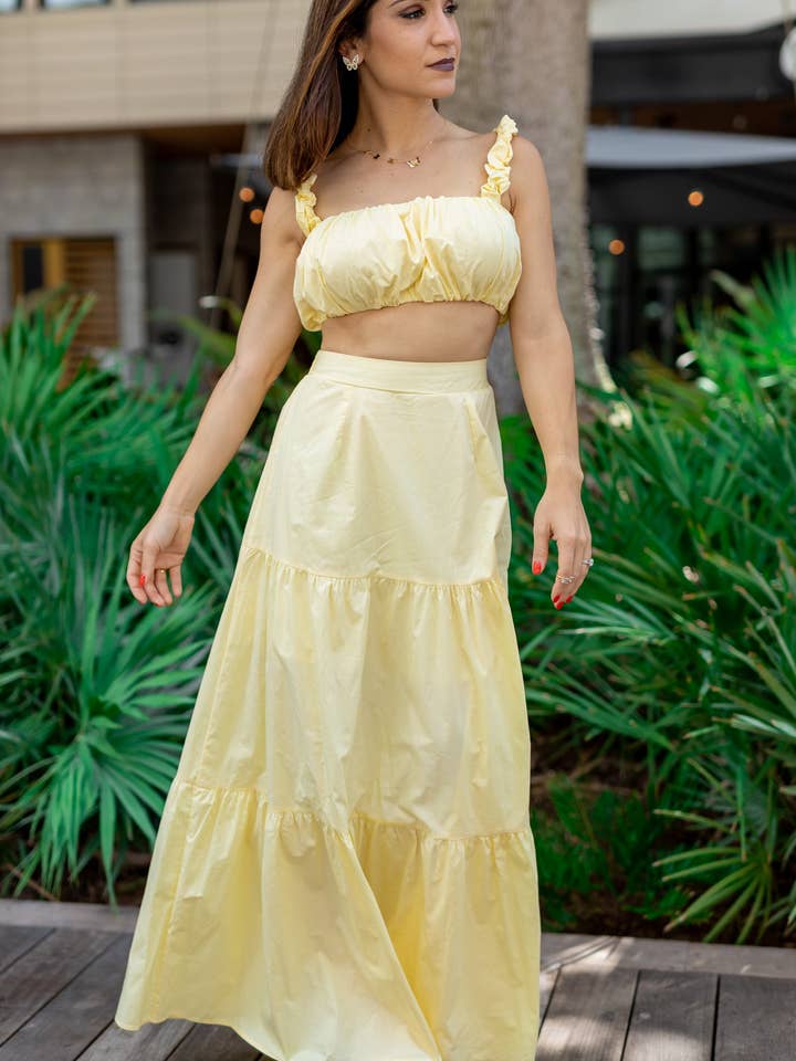 Ensemble deux pièces haut et jupe Aliana pour la vente par Ellie Rose