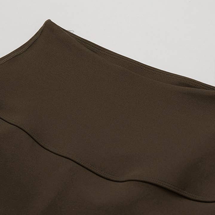 Sodalemon - Wholesale Activewear Set - Women's - 2 Pcs Set Long Sleeve Crop Top Dance Yoga Flare Pants3