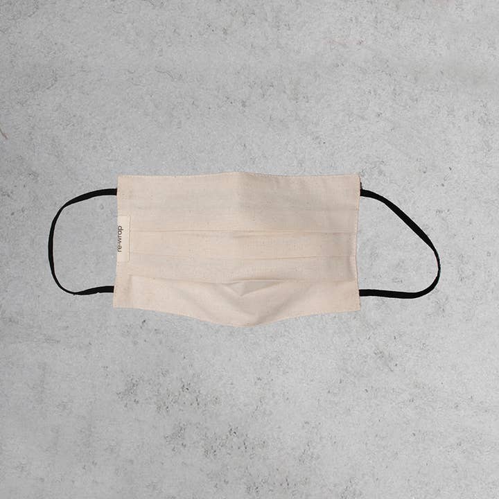 Pleated Face Mask for wholesale by re-wrap