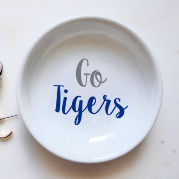 CourtPerkDesigns LLC - Wholesale Jewelry Dish - Go Tigers Ring Dish / University Of Memphis0
