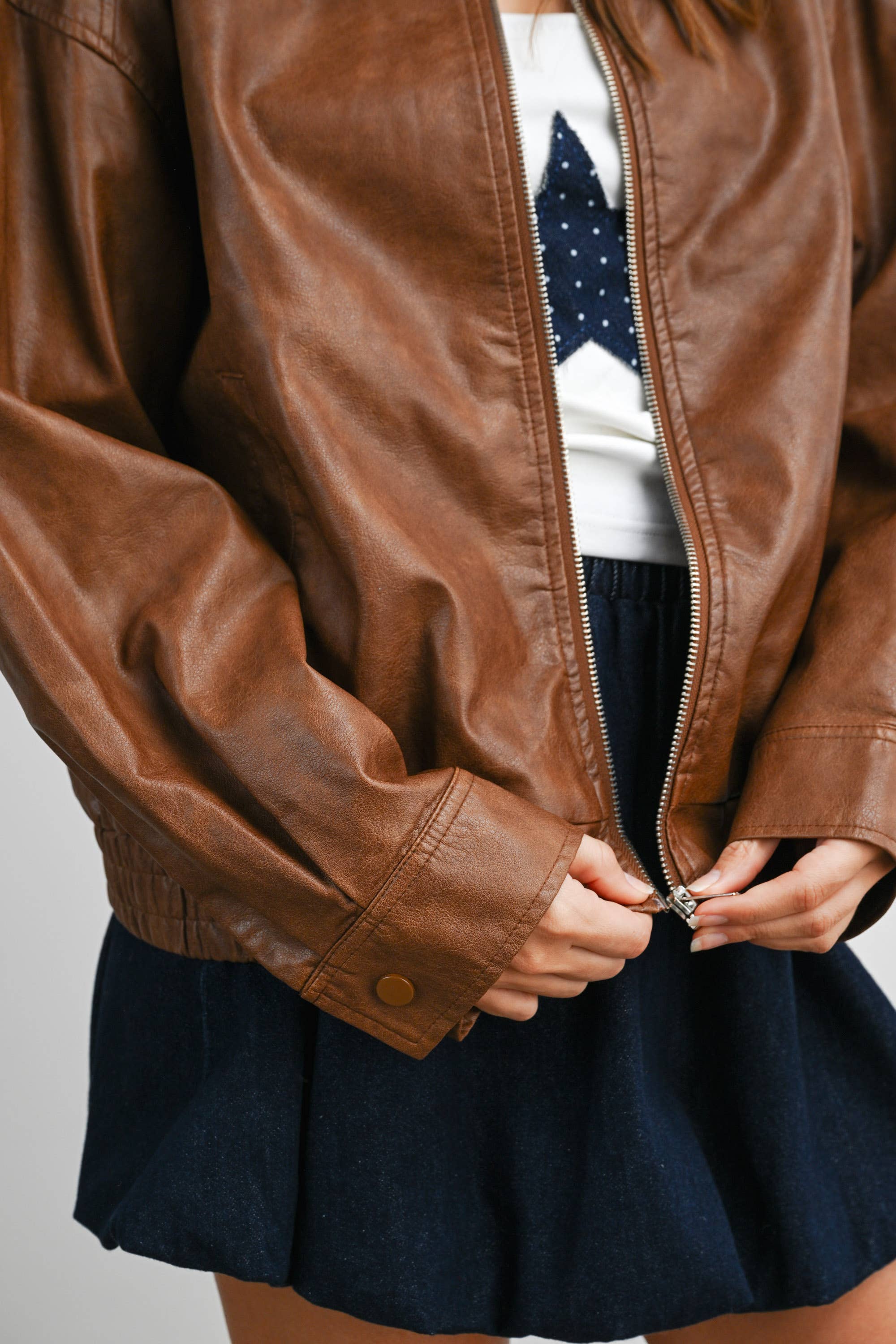 BUTTERMELON - Wholesale Jacket - Women's - Collared Zip-Front Leather Jacket - BMJ796836