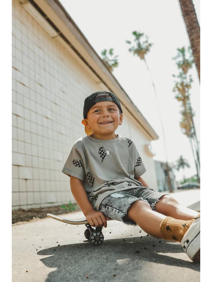 Holland Ave Clothing - Wholesale Screen Printed T-Shirt - Kids - Lightening Bolts | Boys Tee