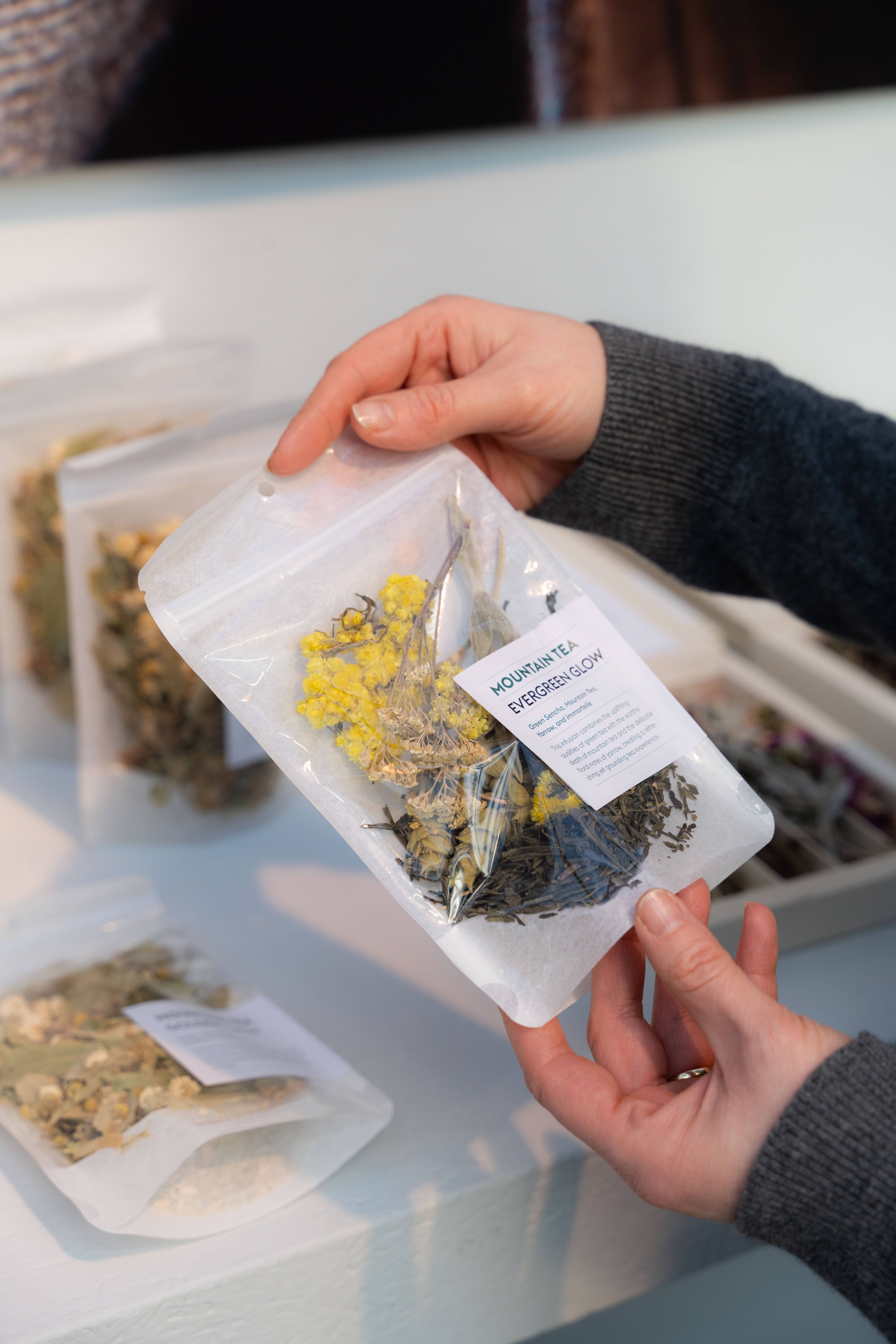 Lemon Poppy TEA - Wholesale Loose Tea - Evergreen Glow 2