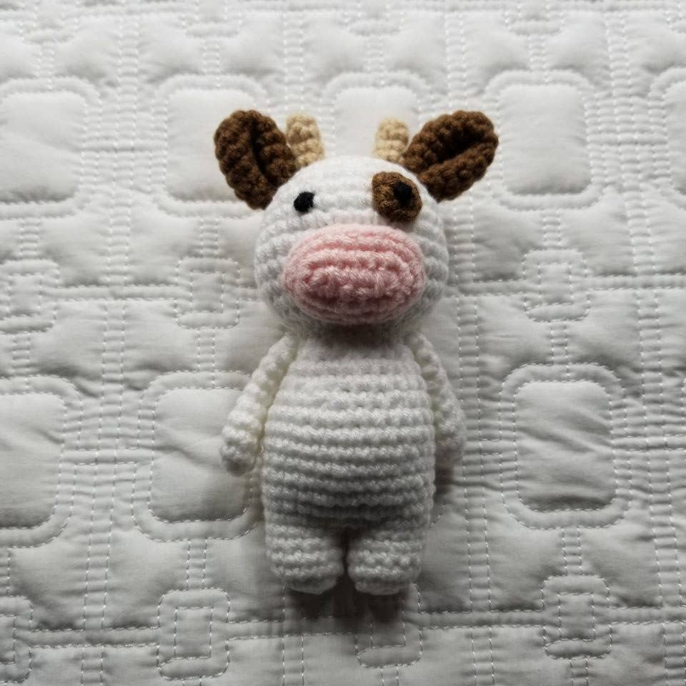 D & C TOYS - Wholesale Stuffed/Plush Toy - Kids & Baby - Cow Hand Crocheted Baby Plush Toy