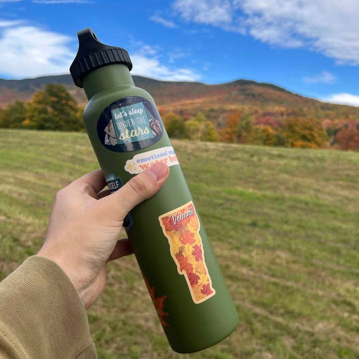 Sentinel Supply – Großhandel Aufkleber – Vermont Autumn Leaves Herbstaufkleber — New England Leaf Decal7