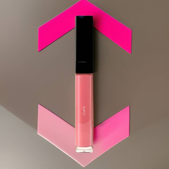 Lippenöl – Party Girl – S03 | Feuchtigkeitsspendender, aufpolsternder, veganer & tierversuchsfreier Lipgloss für den Großhandel von Cad-b