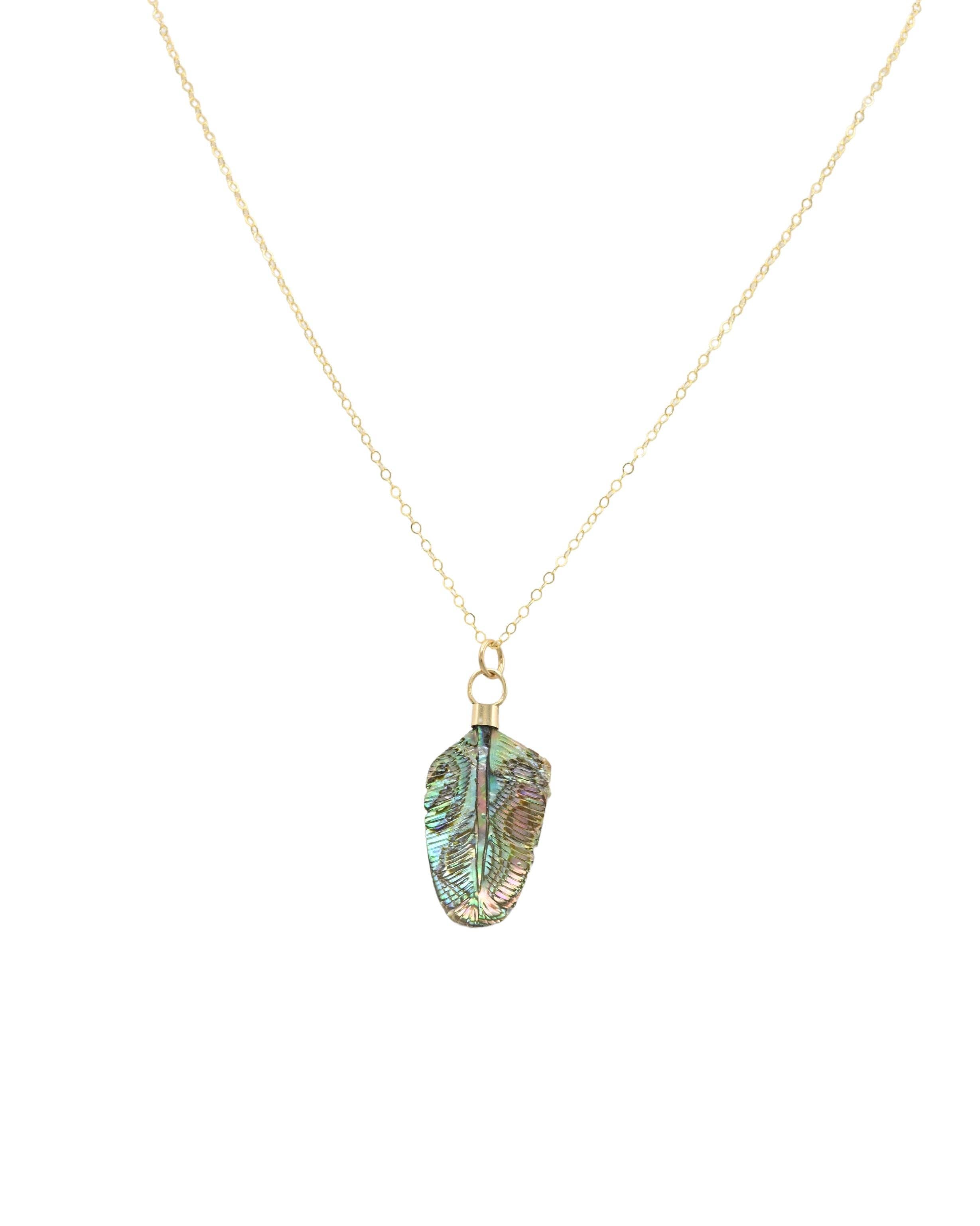 Sculptress – Großhandel Kette mit Anhänger/Charm – Adlerfeder-Abalone-Halskette1