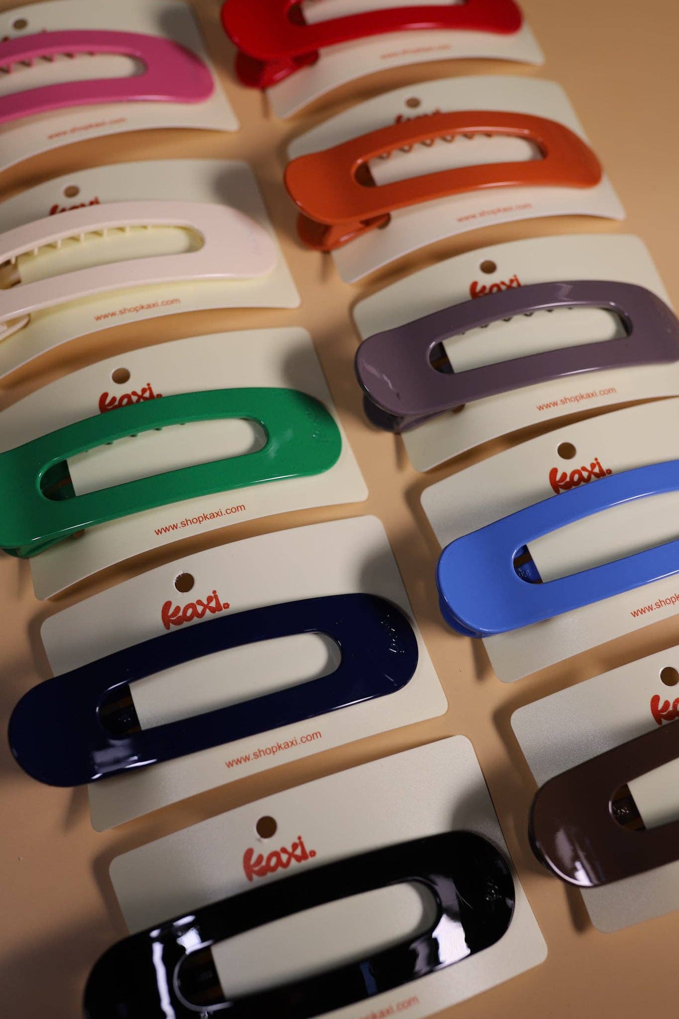 KAXI - Wholesale Hair Clip - Women's - OVERSIZED LAY DOWN CLAWS ( 33 COLORS )68