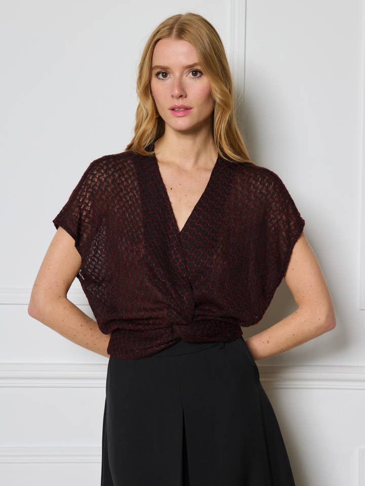 LULUMARY - Wholesale Blouse - Women's - Textured crop top H7004