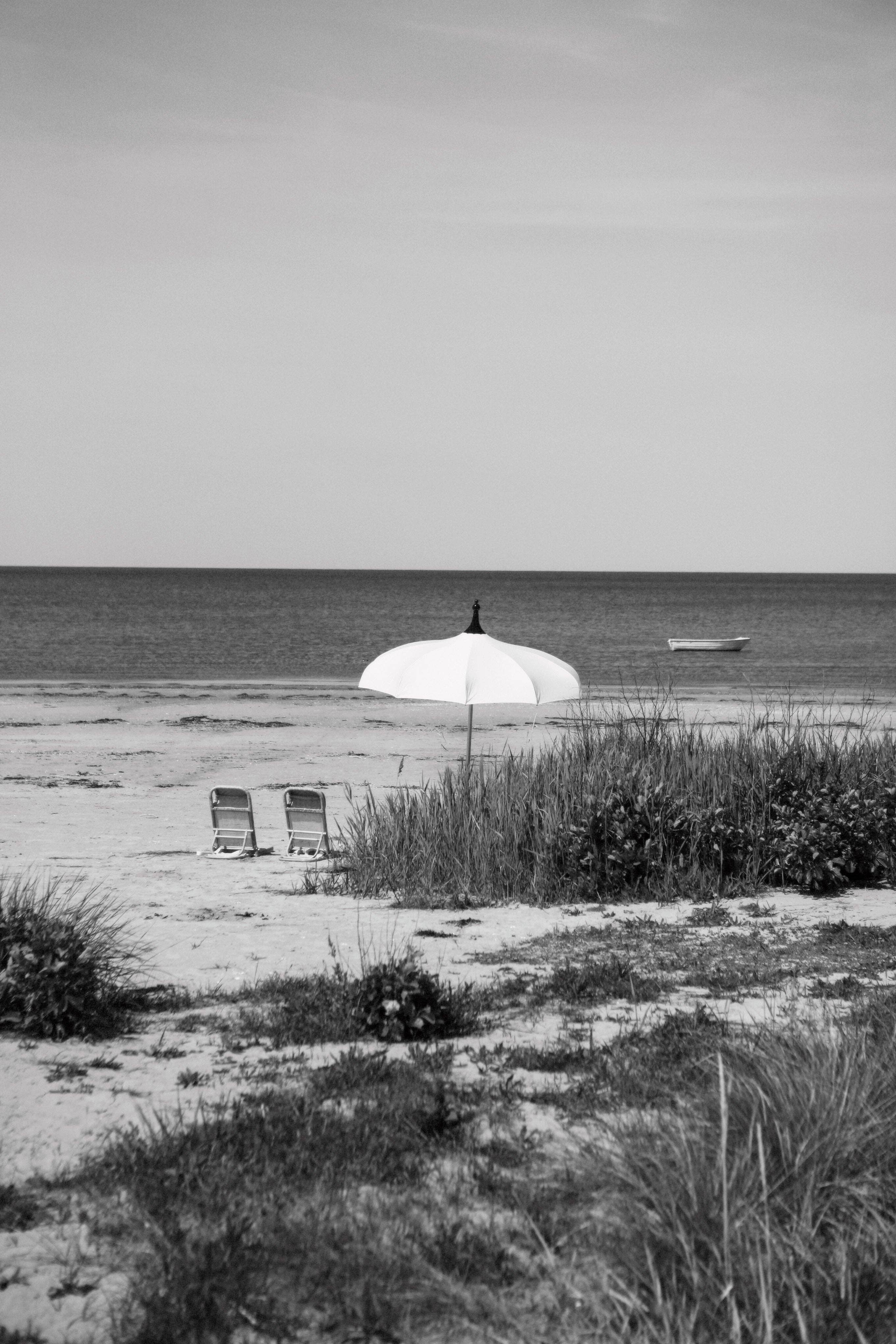 Astrid Parasol  - salt & pepper for wholesale on Faire7