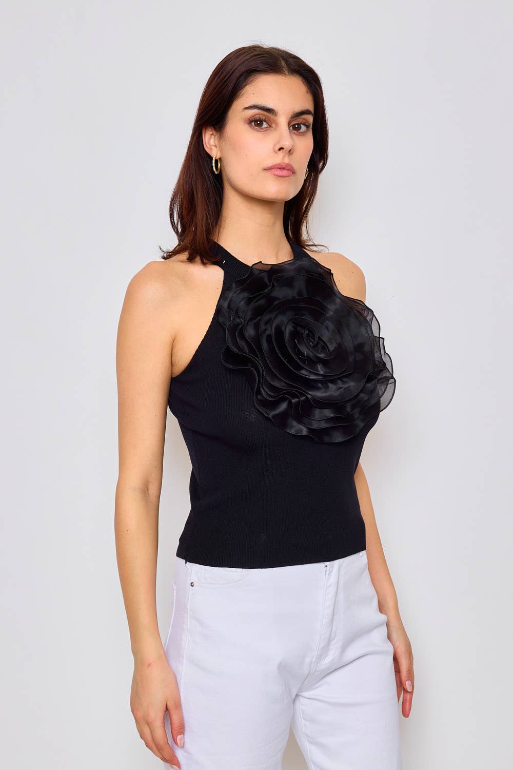 Frime - Wholesale Blouse - Women's - Sleeveless top with embossed flower on the front - 24625