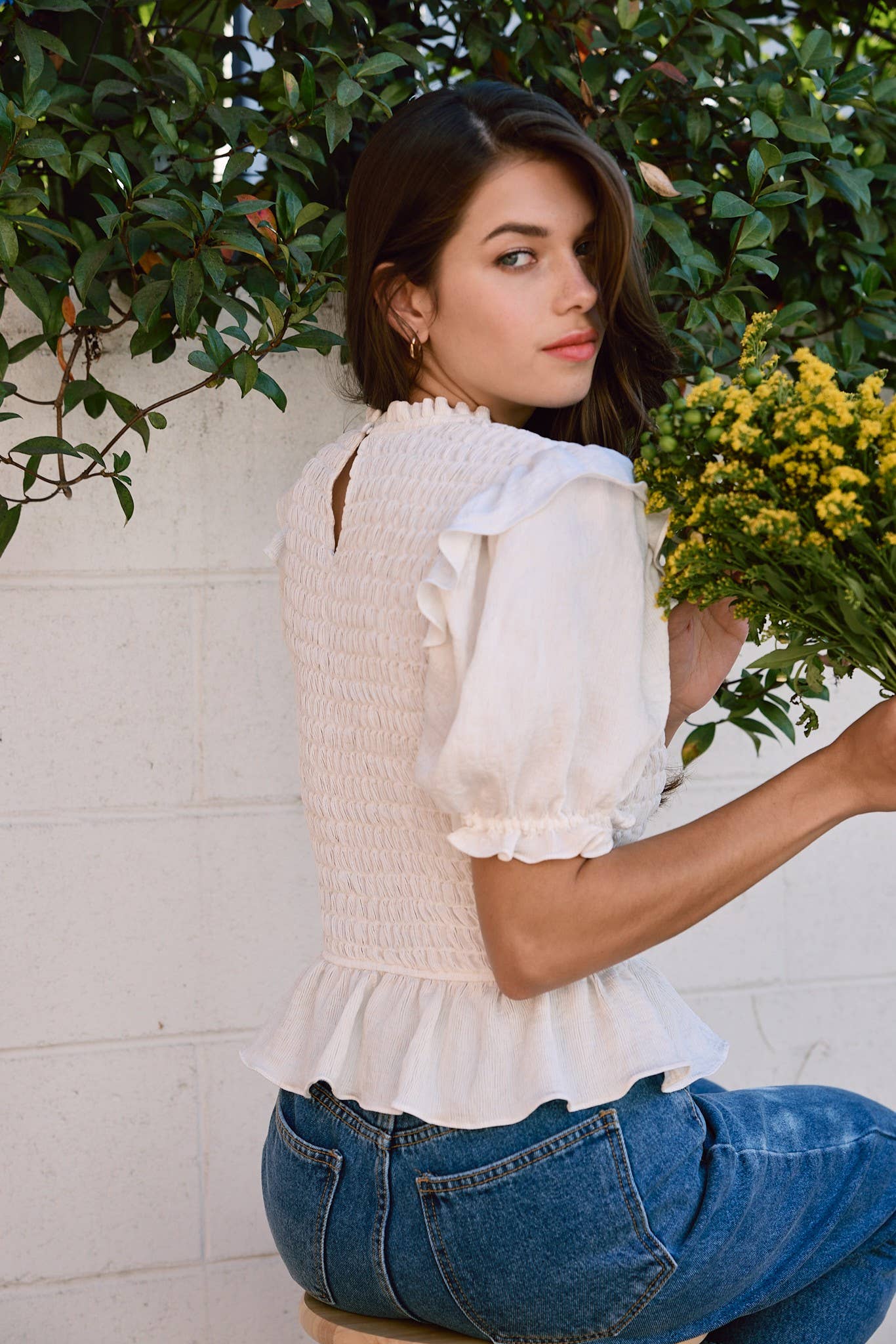 RAISONNEL - Wholesale Blouse - Women's - Linen Ruffle Smocking Blouse - RT10525