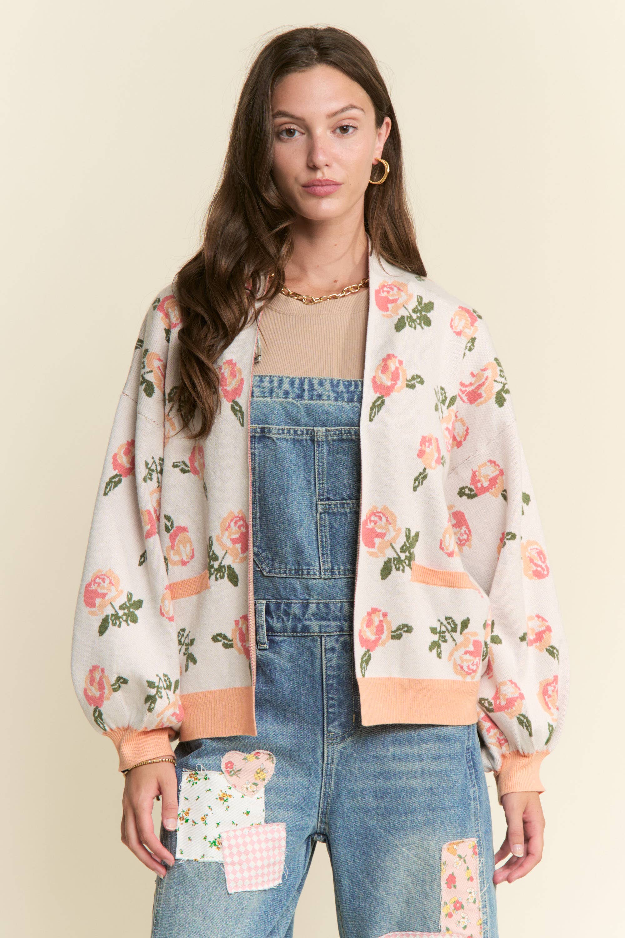 J.NNA – Cardigan - Mulher por atacado – CARDIGÃ ABERTO COM PADRÃO DE FLORES DE ROSA4